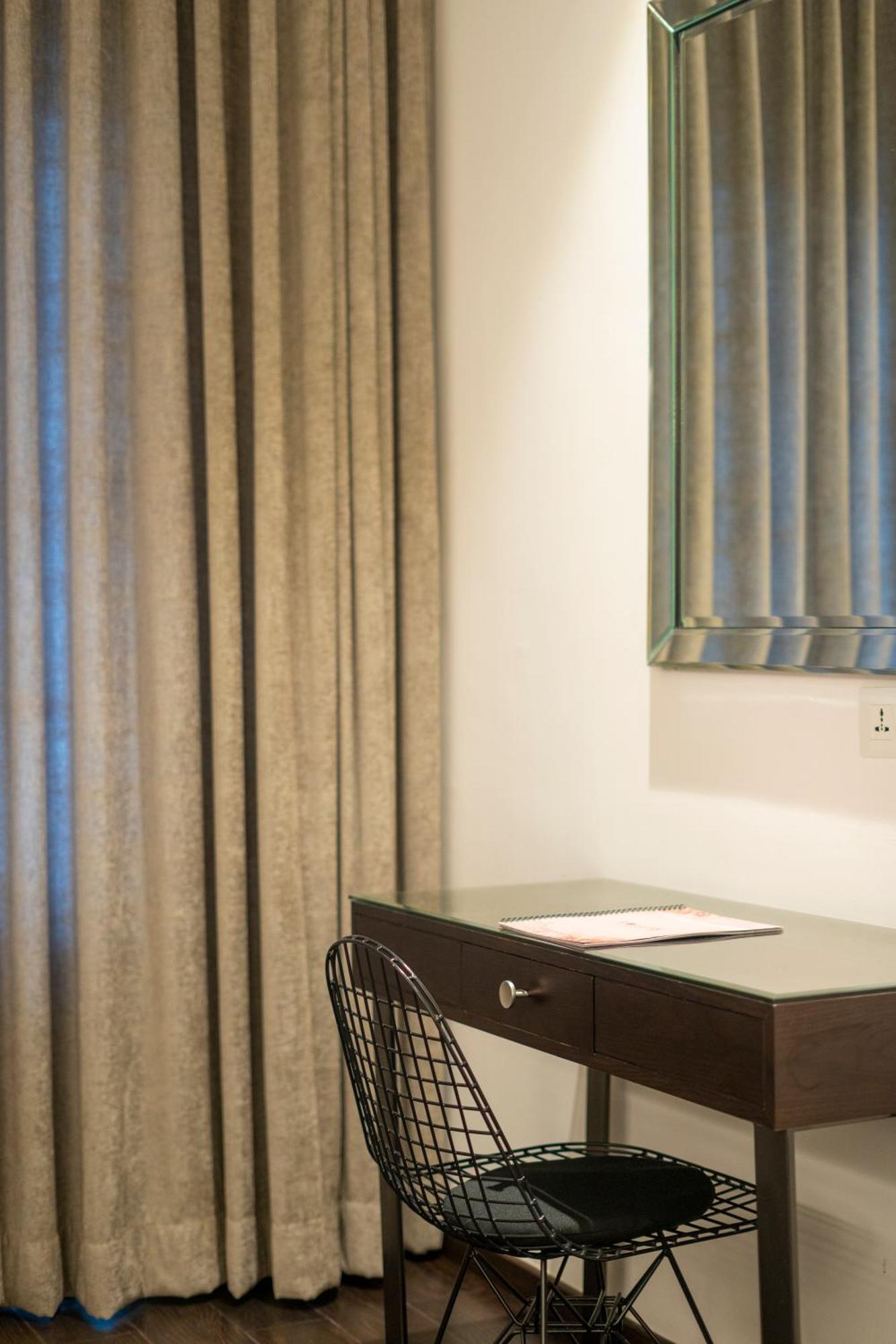 Hotel Deccan Serai Grande, Gachibowli, Хидерабад Екстериор снимка